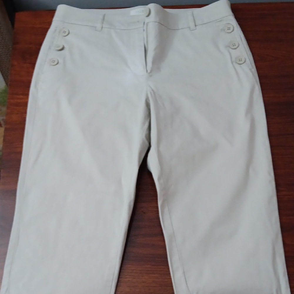 Womens Khaki Capri Pants